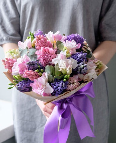 Бесплатная доставка цветов в Вяземском